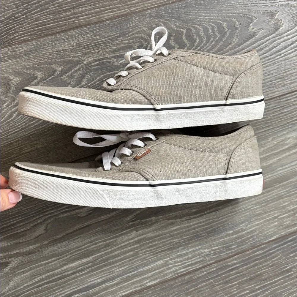 Vans Light Gray Canvas Shoes with White Laces - Picture 2 of 8